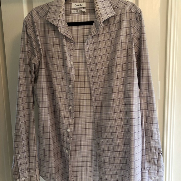 Calvin Klein no iron shirt - Picture 2 of 3